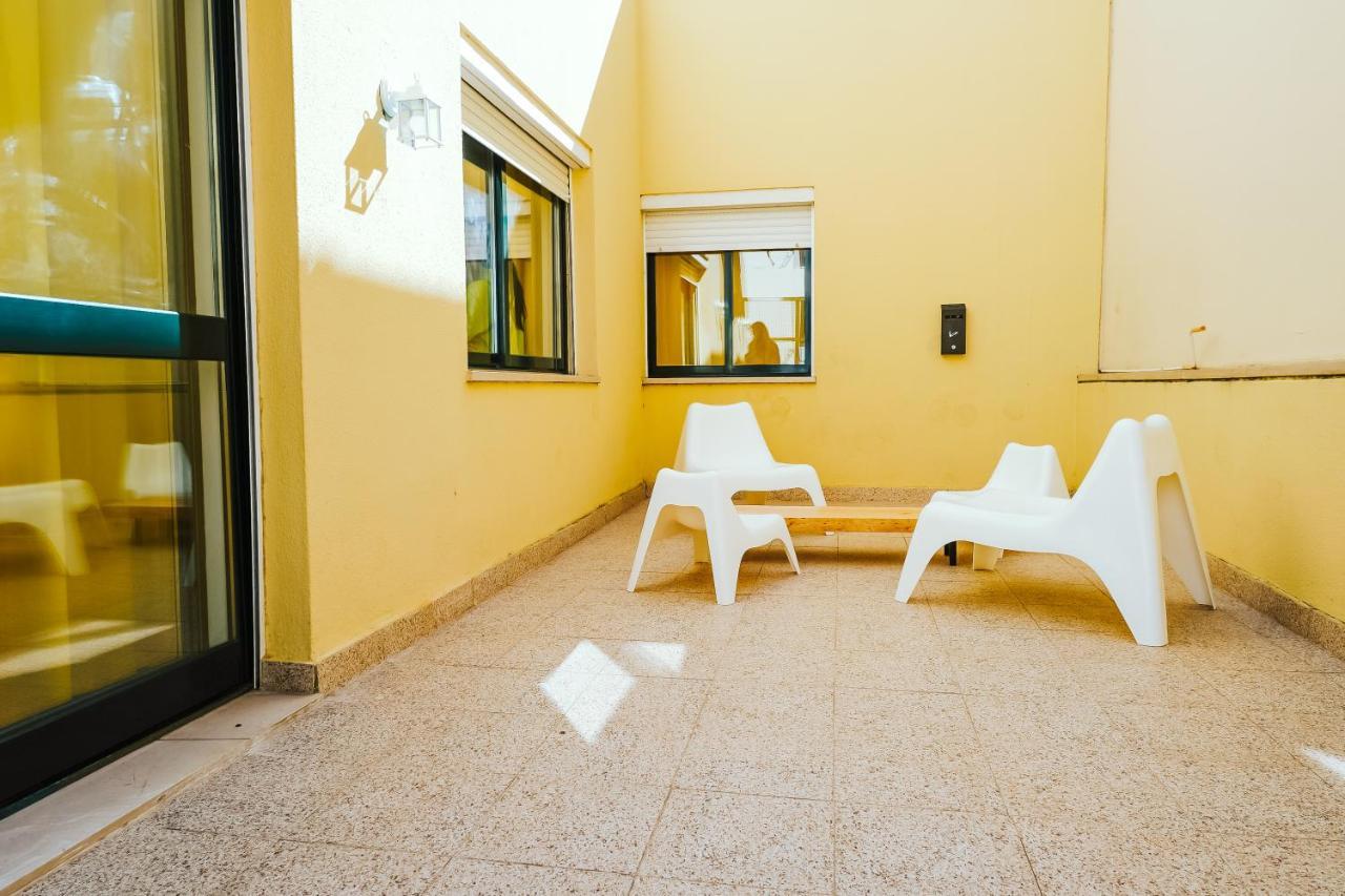 Help Yourself Hostels - Restelo Lisboa Kültér fotó