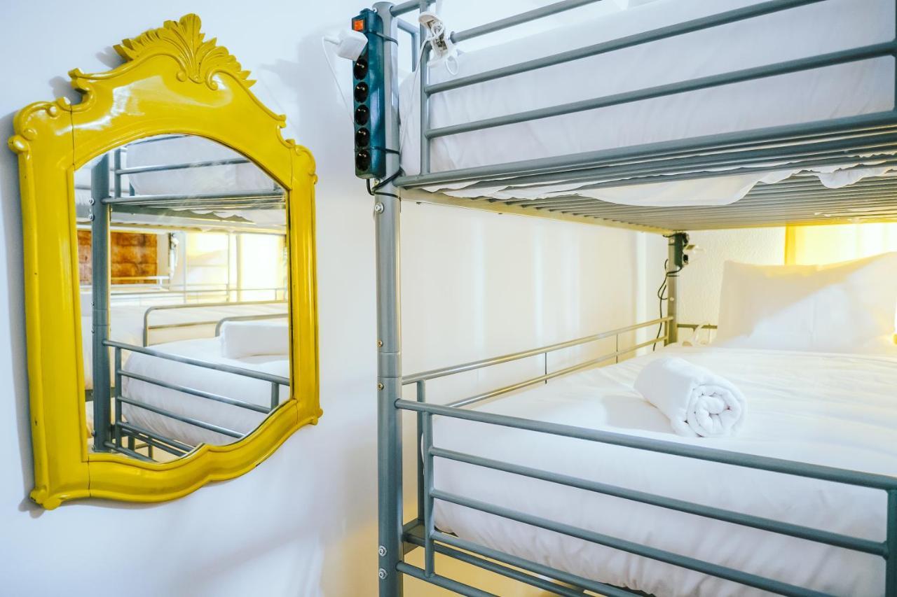 Help Yourself Hostels - Restelo Lisboa Kültér fotó