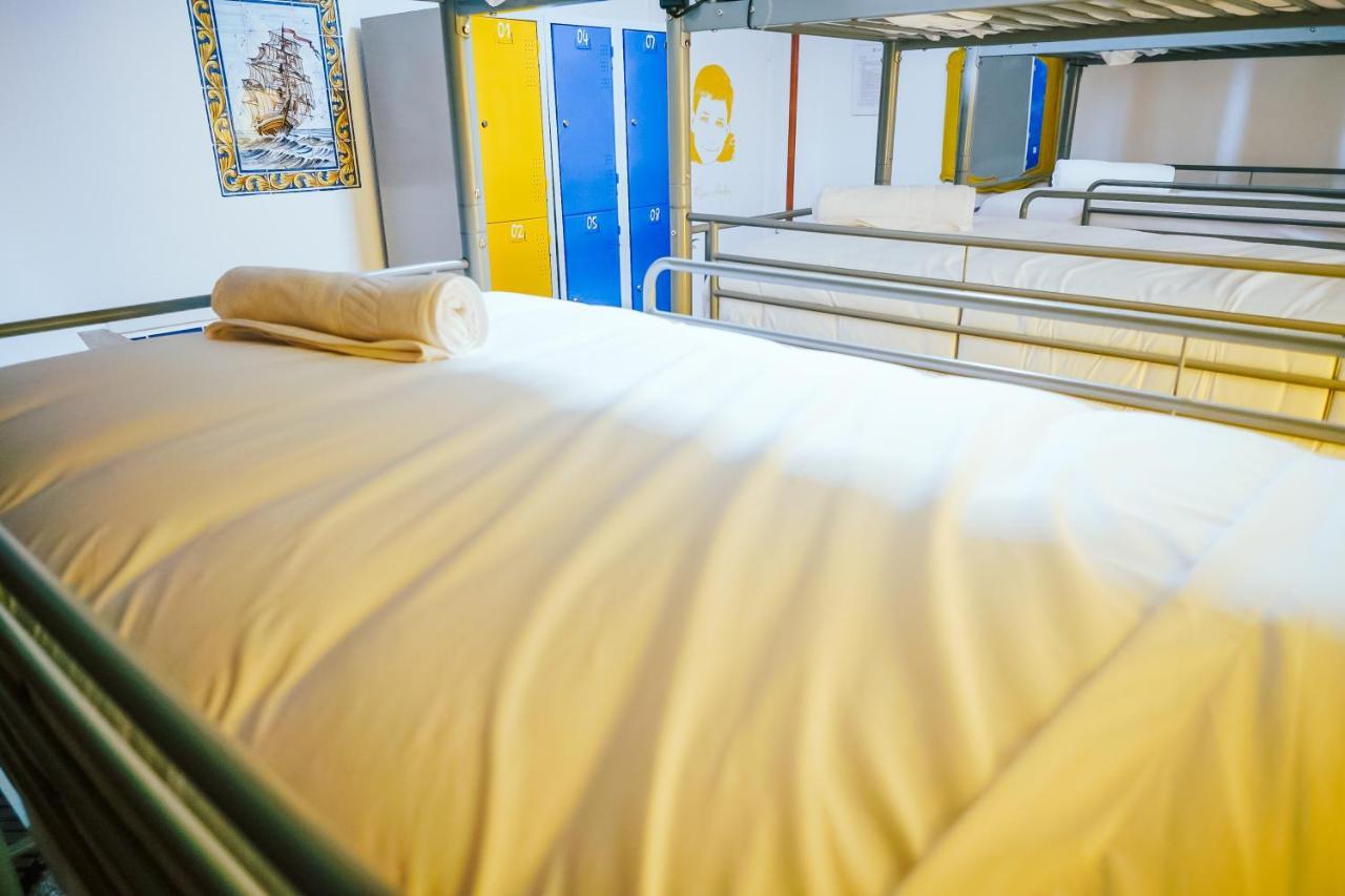 Help Yourself Hostels - Restelo Lisboa Kültér fotó