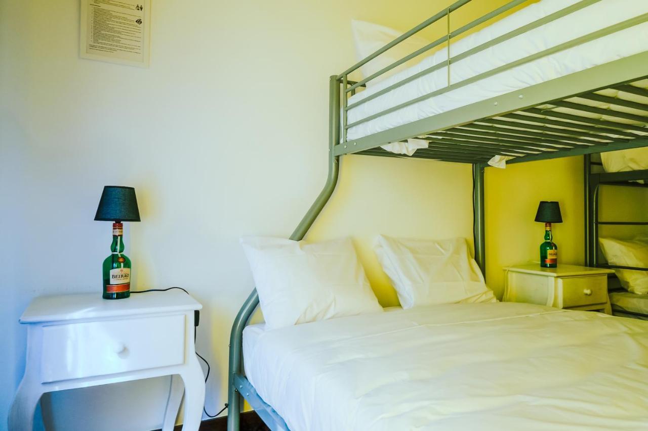Help Yourself Hostels - Restelo Lisboa Kültér fotó
