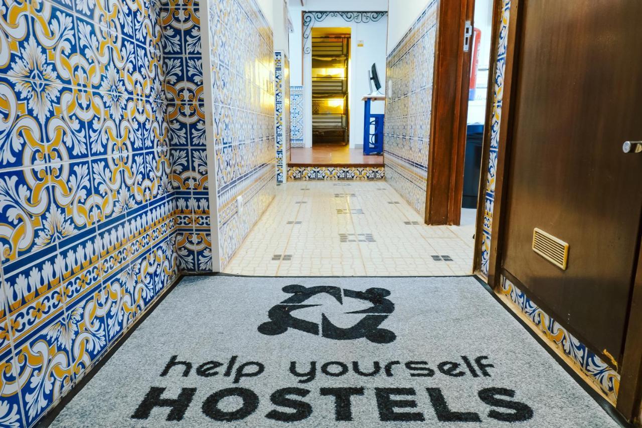Help Yourself Hostels - Restelo Lisboa Kültér fotó